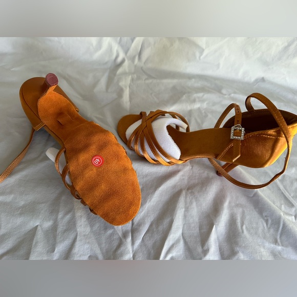 Ballroom dance shoes - Picture 3 of 5
